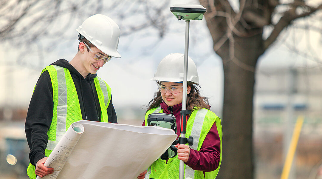 الفرق بين الهندسة المدنية والمعمارية